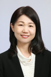 【副センター長】前田　章湖