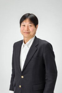 望月　基広