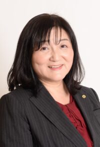 久保　春惠