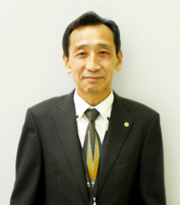 荒川　恭行
