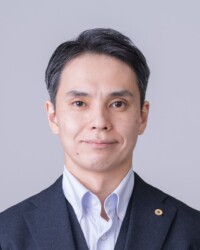 小林　良平