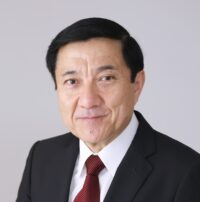 塚越 　一央