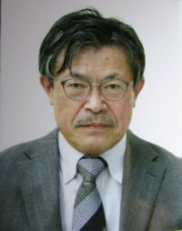 甲斐  博
