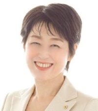北根　由加里	 
