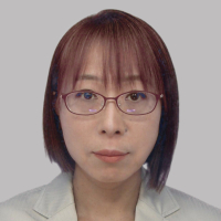 假谷　知美